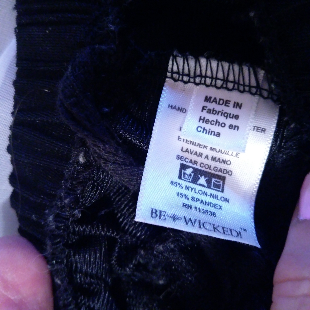 Be Wicked flirty,  tutu in black. - Picture 2 of 3